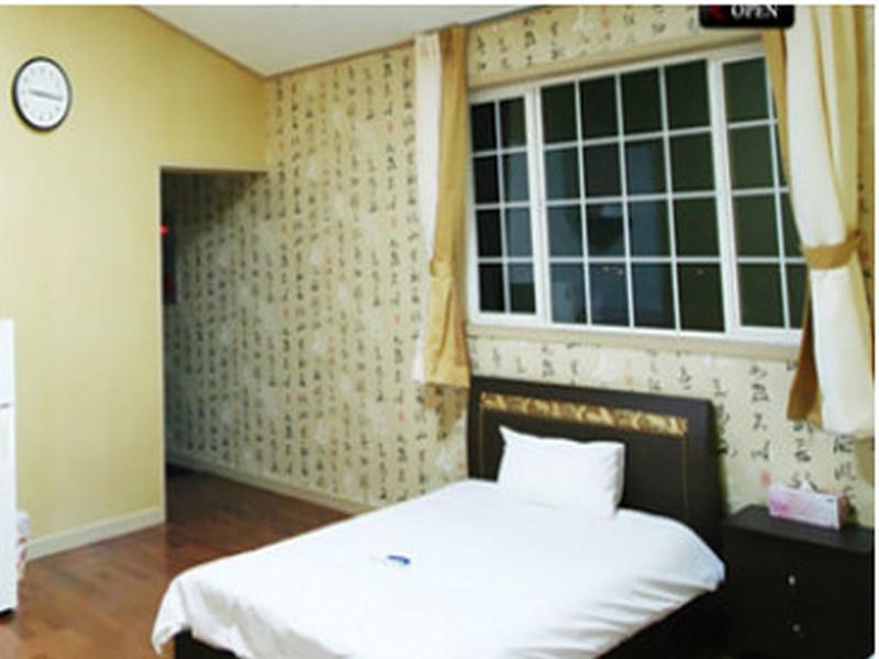 Arbon Youth Hostel & Resort Jeju Exterior photo